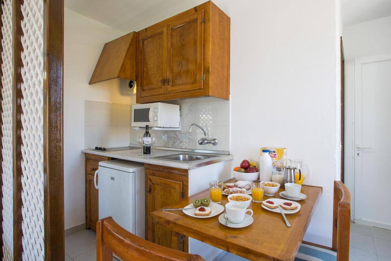 Estel Blanc Apartments - Adults Only Cala'N Blanes  Ruang foto